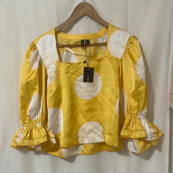 Vero Moda Tops - NWT Vero Moda Yellow White Polka Dot Crop Shirt